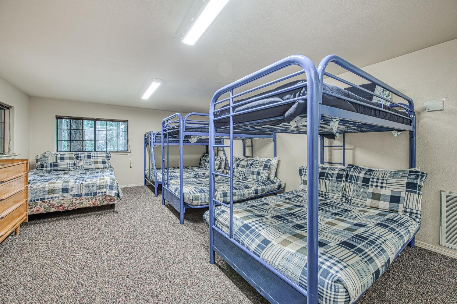 39095 Ridge Road Shaver Lake, CA 93664 - Photo 45 of 53