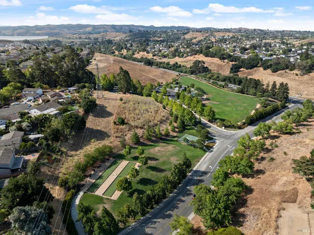 $629,000 | 107 Lexington Drive, Vallejo, CA 94591