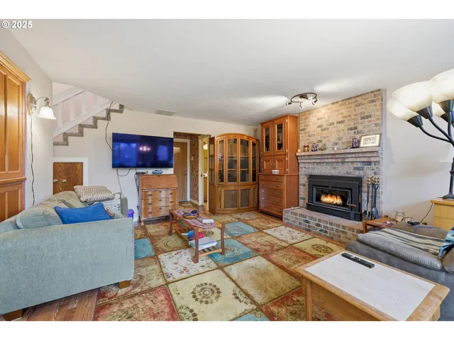 $510,000 | 3749 Southwest 6th Street, Gresham, OR 97030