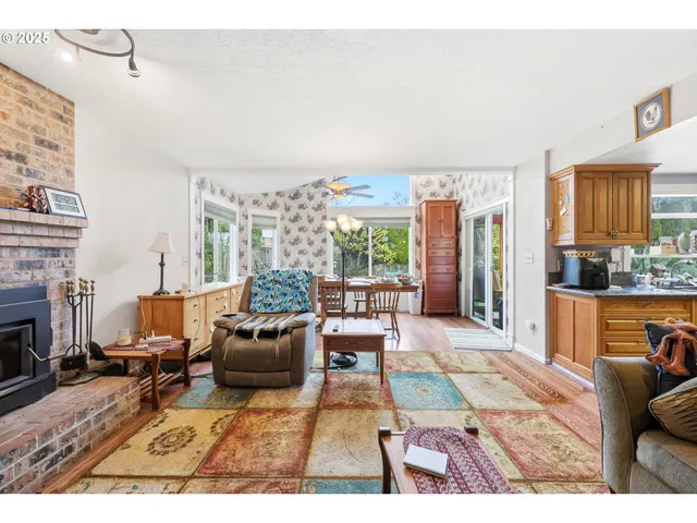 $510,000 | 3749 Southwest 6th Street, Gresham, OR 97030