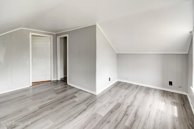 $389,000 | 122 Houseman Street, Northampton, NY 12117