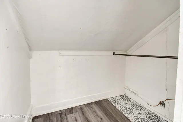 $389,000 | 122 Houseman Street, Northampton, NY 12117