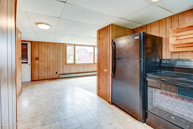 $389,000 | 122 Houseman Street, Northampton, NY 12117