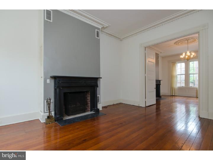 330 Spruce Street Philadelphia, PA 19106 - Photo 2 of 25