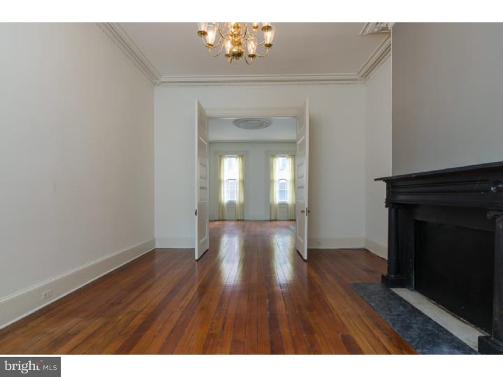 330 Spruce Street Philadelphia, PA 19106 - Photo 4 of 25