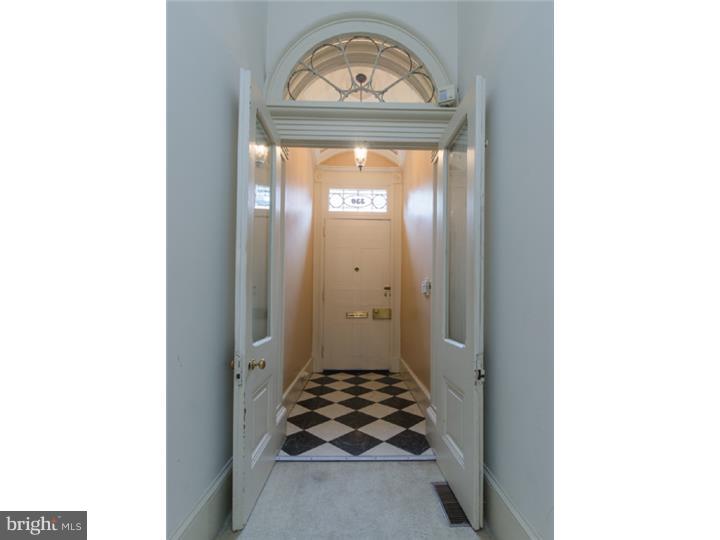 330 Spruce Street Philadelphia, PA 19106 - Photo 6 of 25