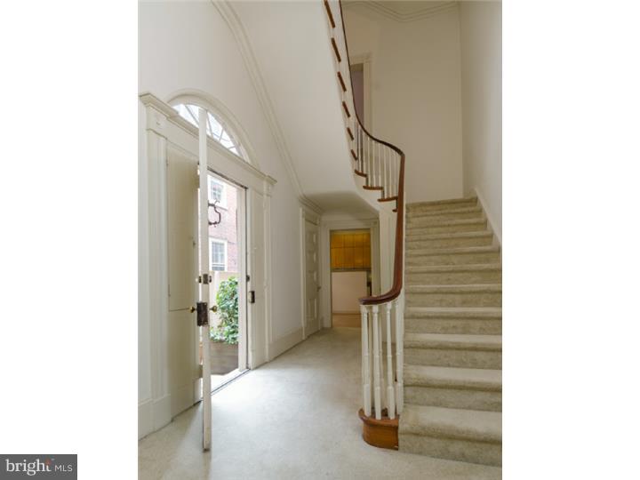 330 Spruce Street Philadelphia, PA 19106 - Photo 7 of 25