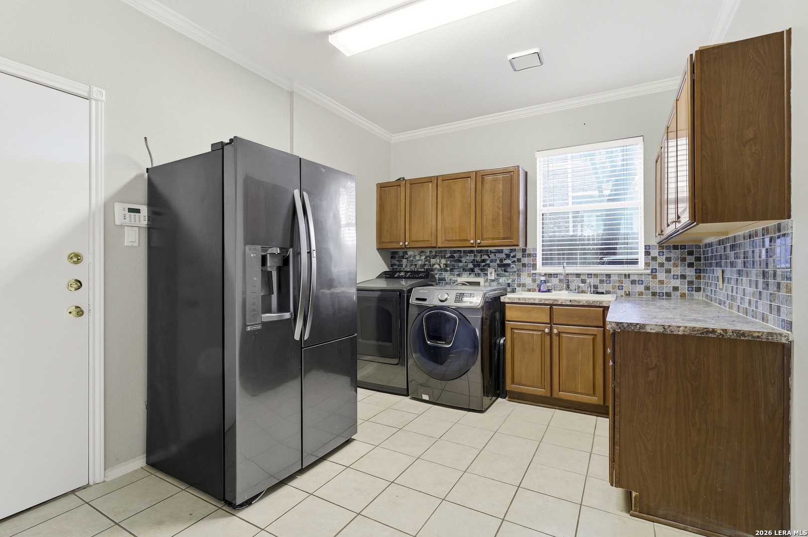 4114 Luckenbach Road San Antonio, TX 78251 - Photo 13 of 29