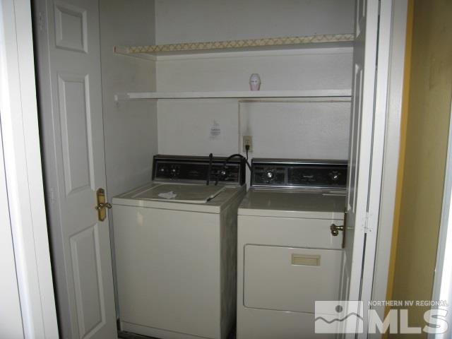 682 West Riverview Circle Reno, NV 89509 - Photo 8 of 11 a utility room with dryer and washer