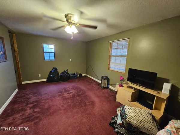 $275,000 | 741 Melvin Hollow Road, Pioneer, TN 37847