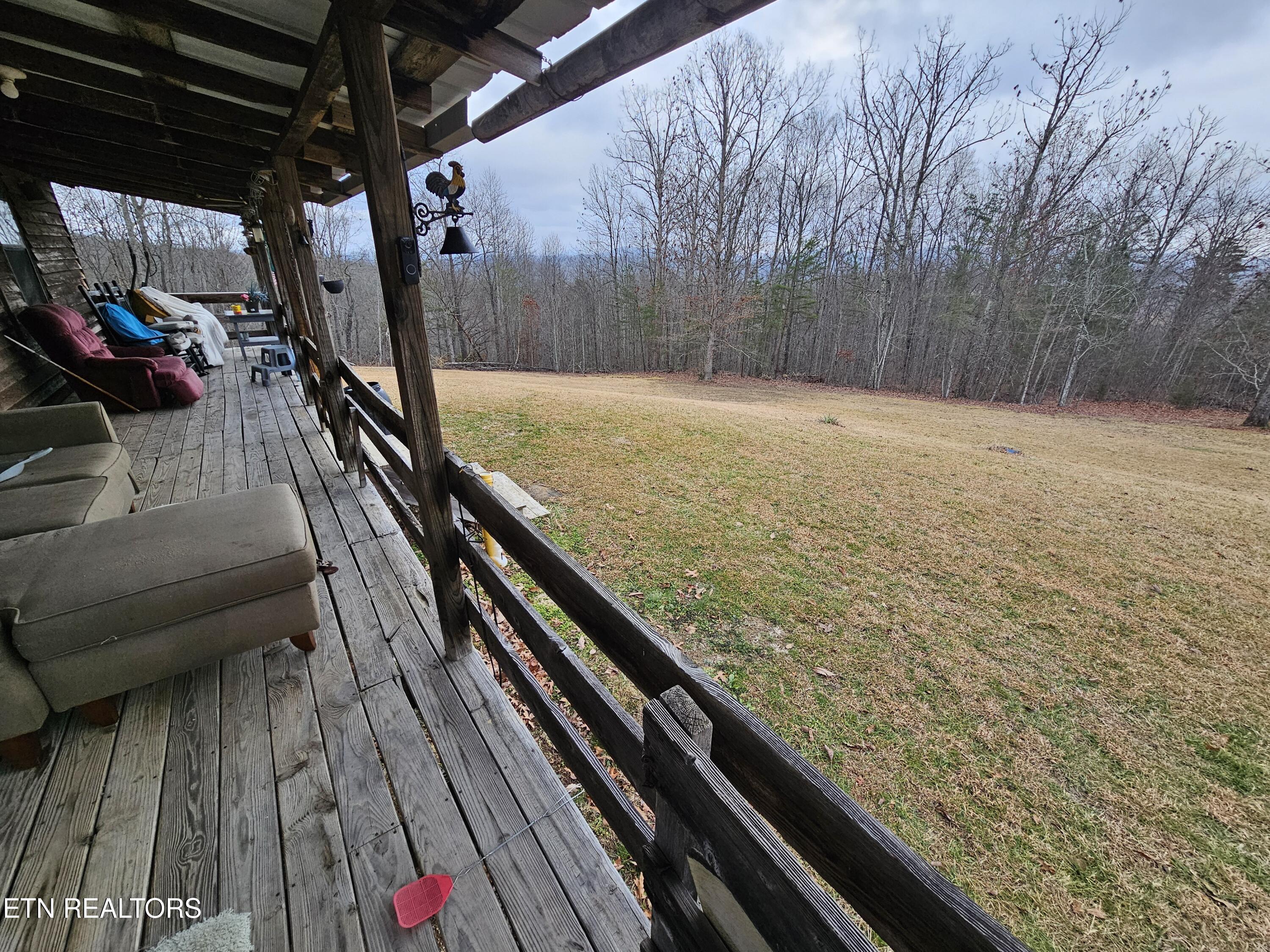 741 Melvin Hollow Road Pioneer, TN 37847 - Photo 6 of 53 20260106_162301