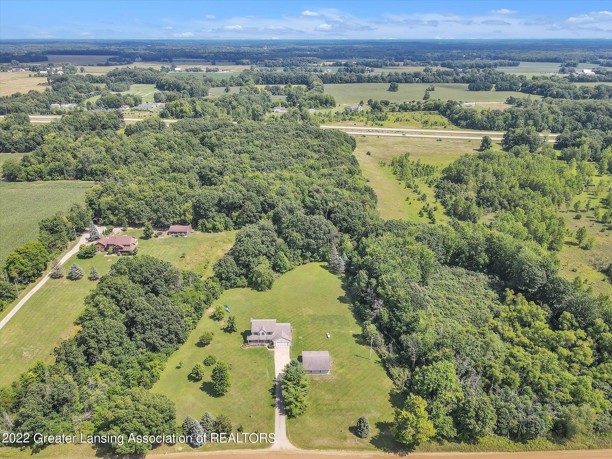 9451 South Williams Road Dewitt, MI 48820 - Photo 45 of 62 48-9451-Williams-Rd-WindowStill-Real-Est