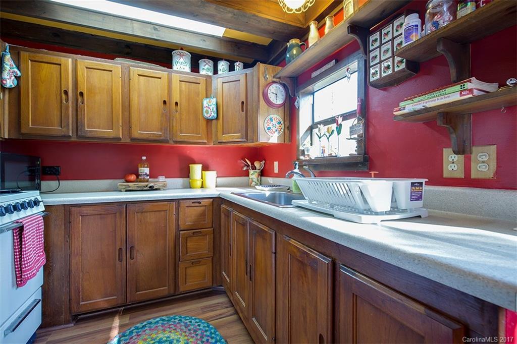 1197 Line Runner Ridge Road Rosman, NC 28772 - Photo 7 of 13 Gallery Image 7