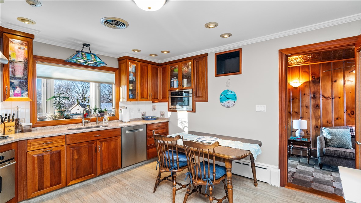 29 Robert Street Tiverton, RI 02878 - Photo 11 of 40