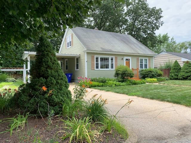 21 Constant Street Manchester, NH 03103 - Photo 1 of 14 Gallery Image 1