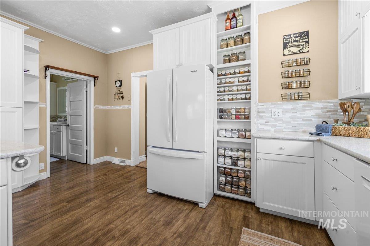 5611 West Hill Road Boise, ID 83703 - Photo 12 of 48