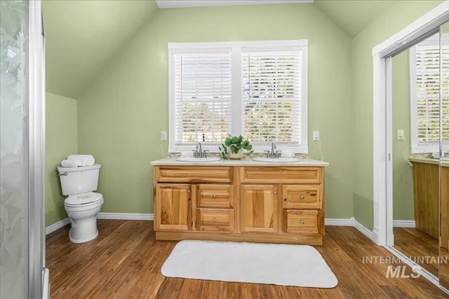 $989,500 | 5611 West Hill Road, Boise, ID 83703