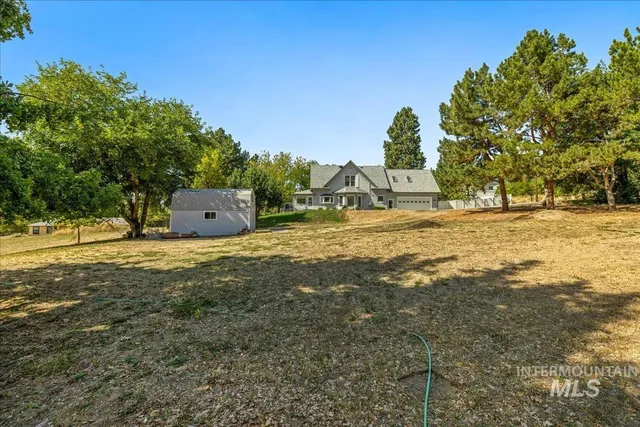 $989,500 | 5611 West Hill Road, Boise, ID 83703