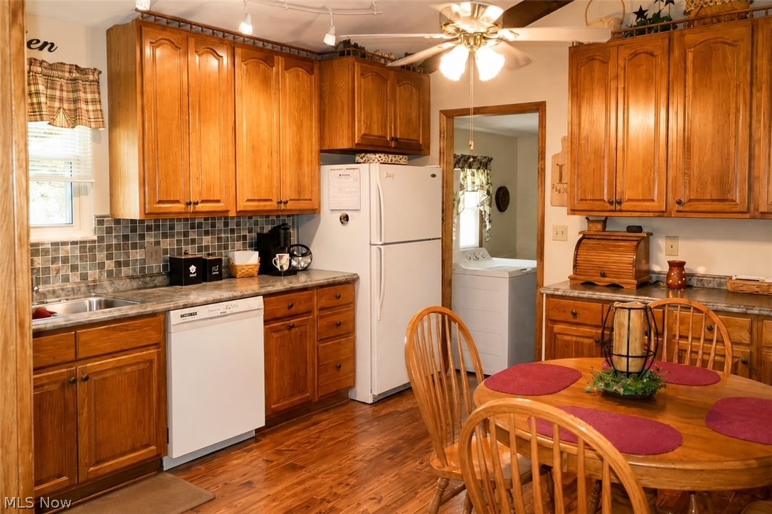 550 Emmaus Road Belpre, OH 45714 - Photo 13 of 42