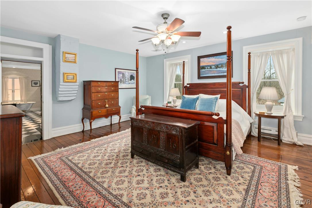 2332 Kunsman Road Quakertown, PA 18951 - Photo 19 of 53 a living room with furniture and a table