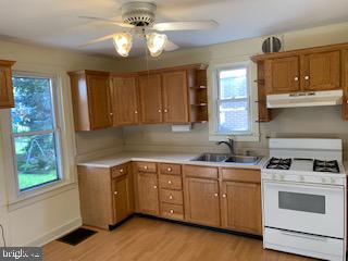 408 Maple Avenue Hanover, PA 17331 - Photo 3 of 19 Gallery Image 3