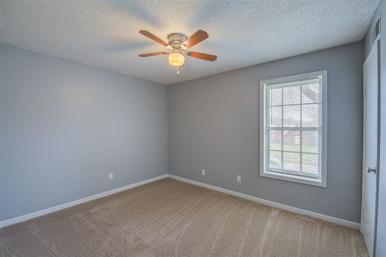 4596 Blue Willow Road Memphis, TN 38141 - Photo 20 of 25