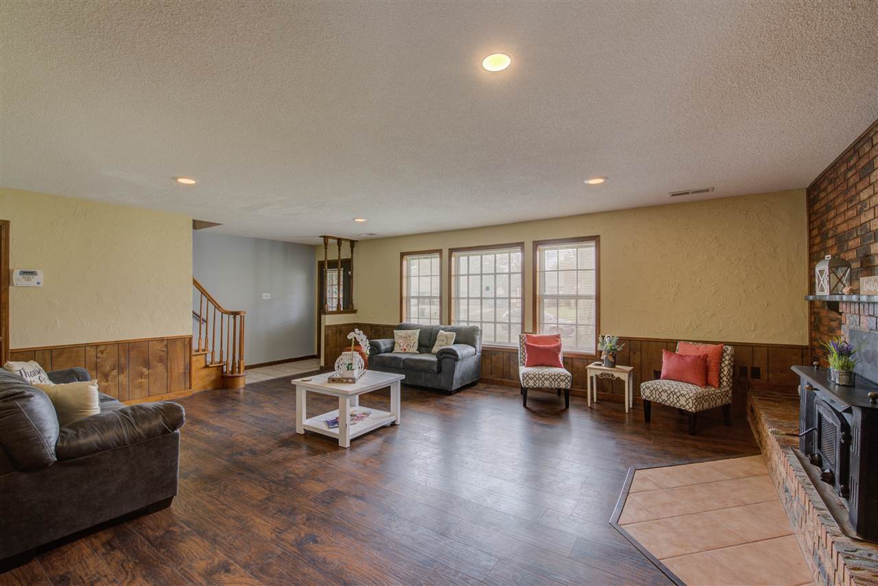 4596 Blue Willow Road Memphis, TN 38141 - Photo 5 of 25