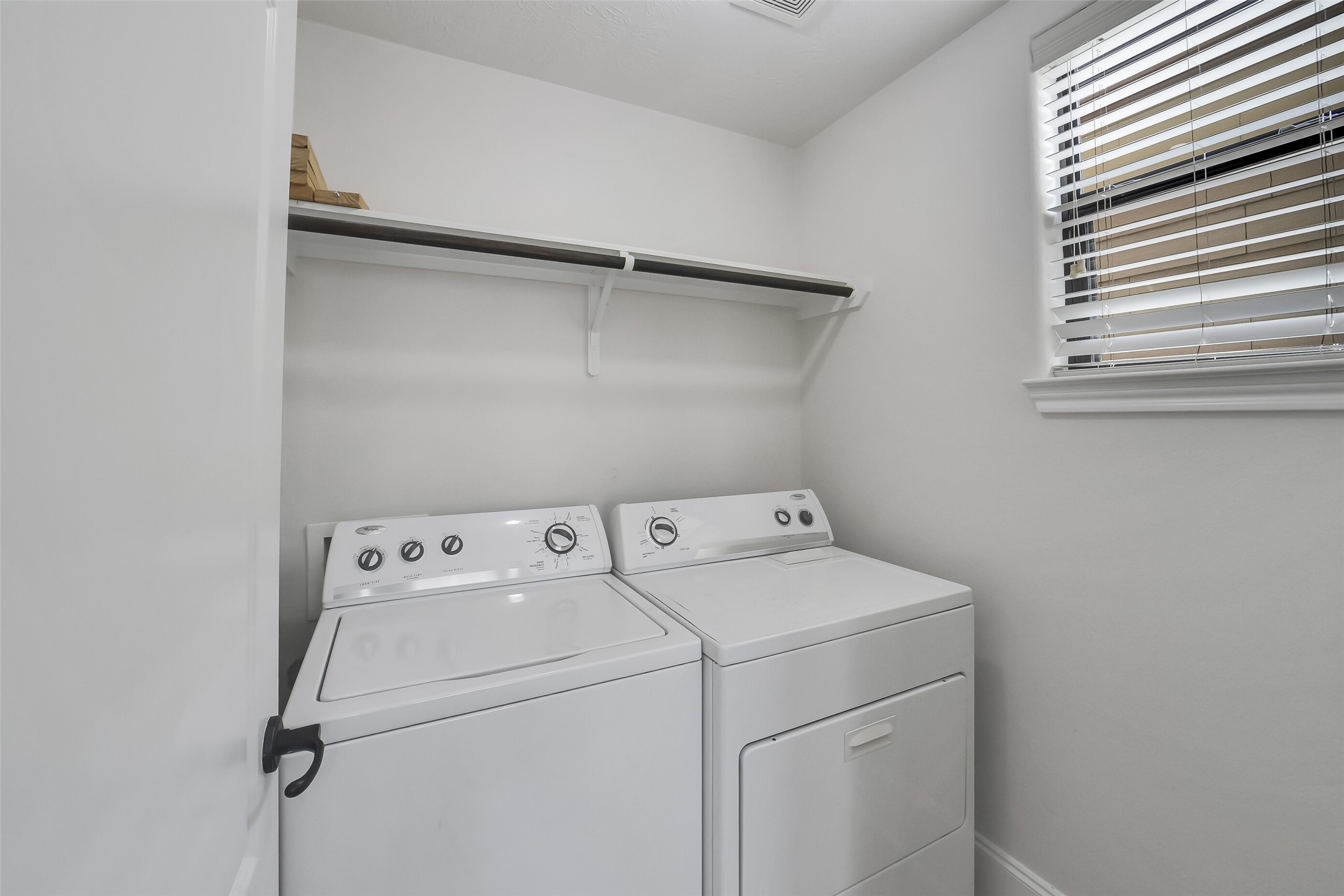 1335 Studer Street Houston, TX 77007 - Photo 18 of 37