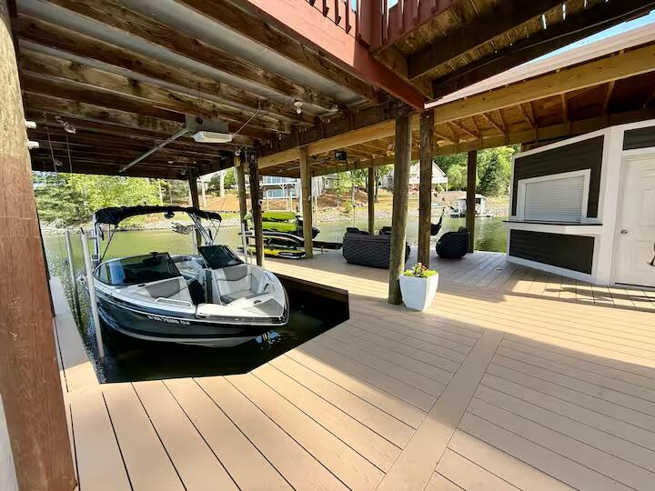 1970 Morewood Road Hardy, VA 24101 - Photo 50 of 61 c27298f2-69aa-4cc0-8230-553646882626