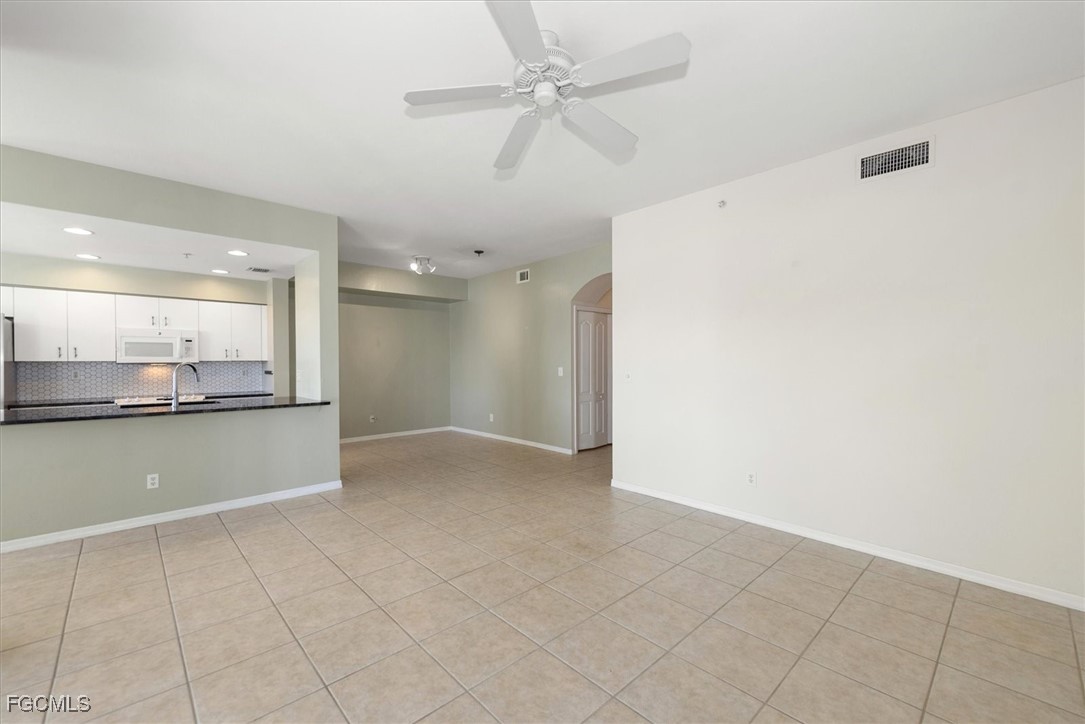 14111 Brant Point Circle, Unit 2103 Fort Myers, FL 33919 - Photo 16 of 36
