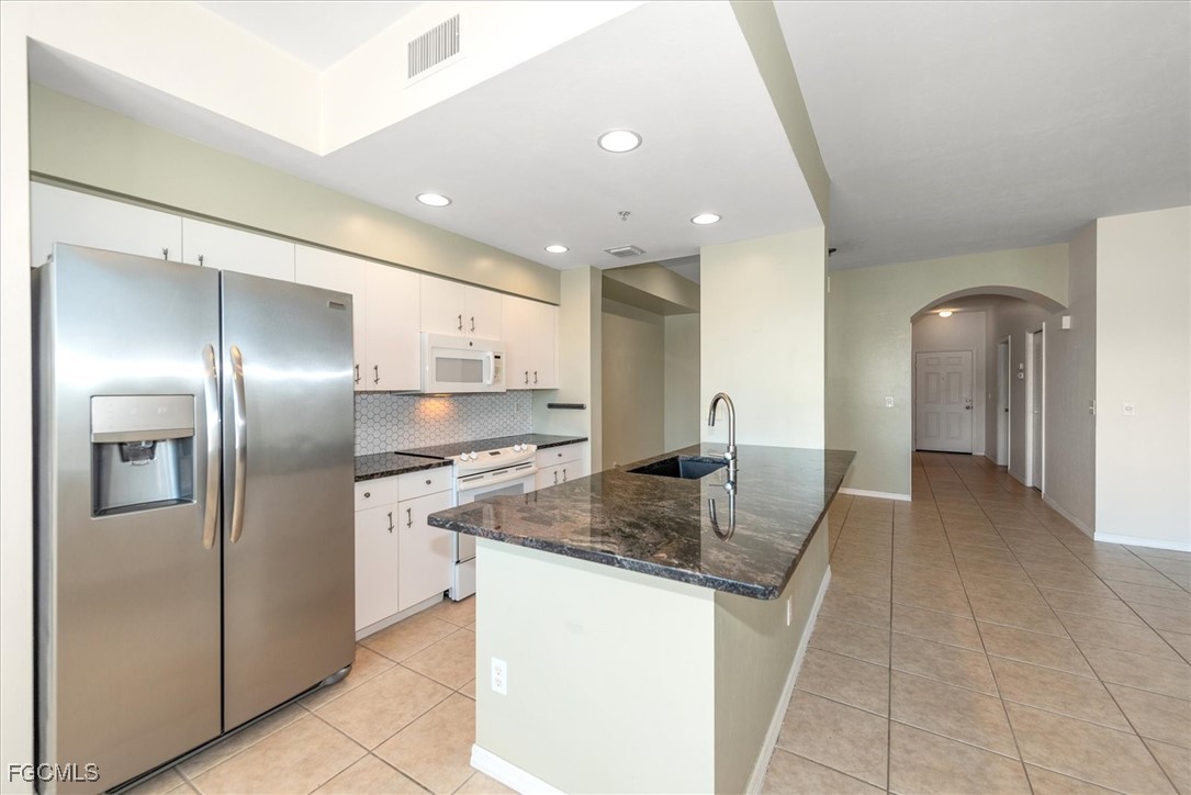14111 Brant Point Circle, Unit 2103 Fort Myers, FL 33919 - Photo 17 of 36