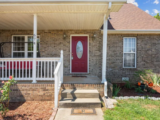 $366,700 | 674 Superior Lane, Clarksville, TN 37043