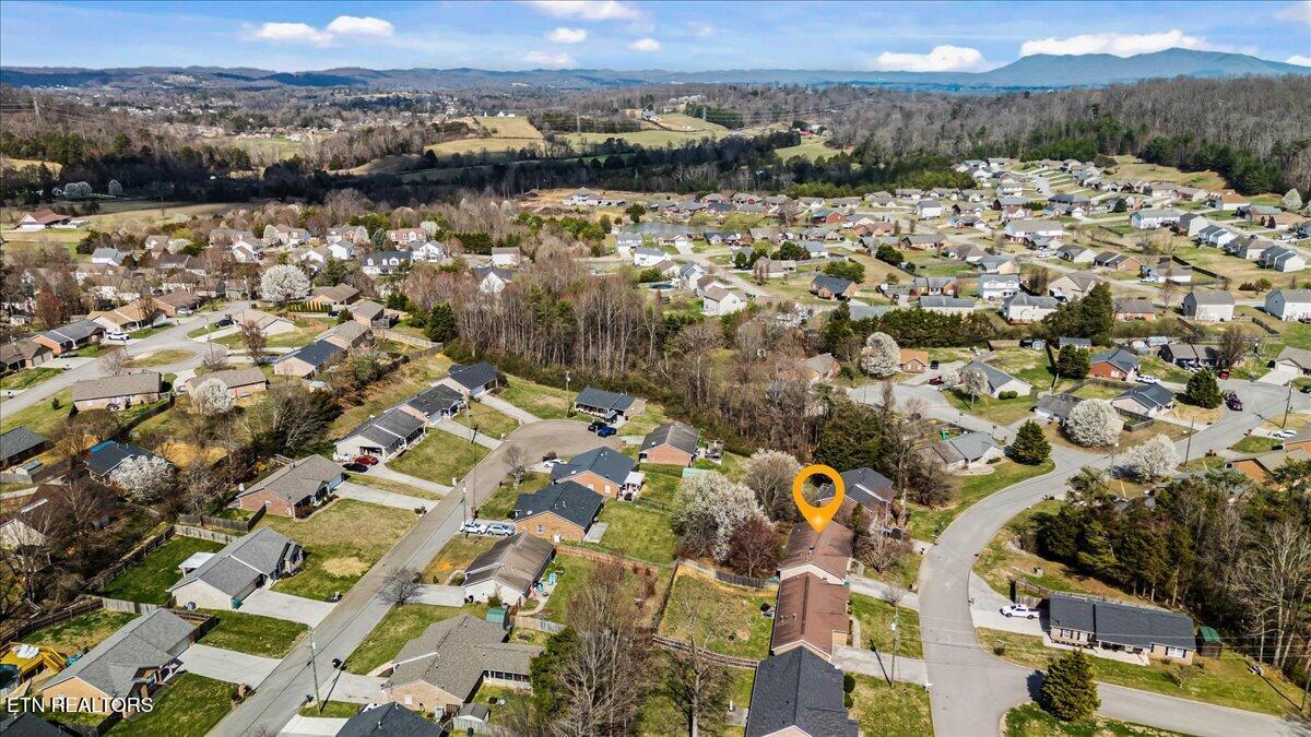 7133 Alice Springs Lane Corryton, TN 37721 - Photo 26 of 29 26-Aerial