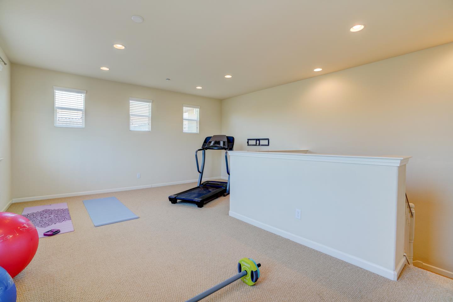 5300 Fioli Loop San Ramon, CA 94582 - Photo 34 of 38 Gallery Image 34