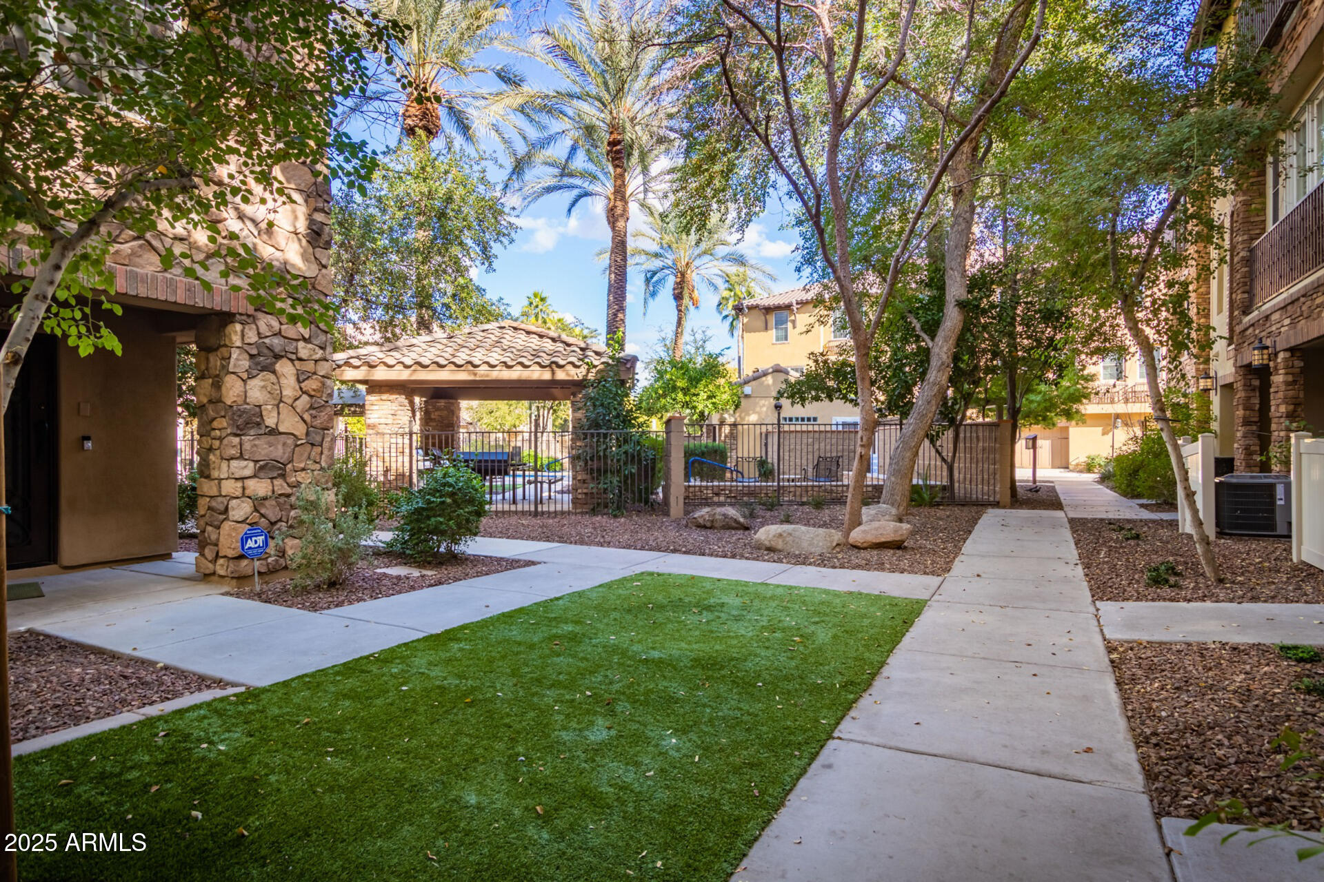 2482 East Roma Avenue Phoenix, AZ 85016 - Photo 34 of 39