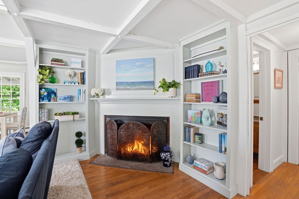 227 R Main Street Hingham, MA 02043 - Photo 8 of 26