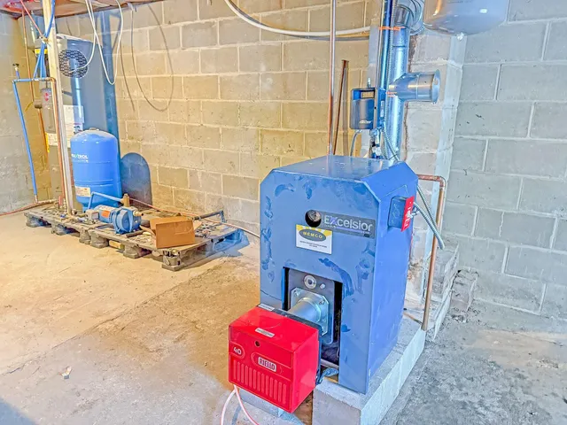 $277,000 | 21 Coolidge Road, Dixfield, ME 04224