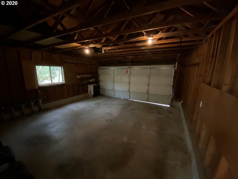 923 7th Street Florence, OR 97439 - Photo 15 of 22 Gallery Image 15