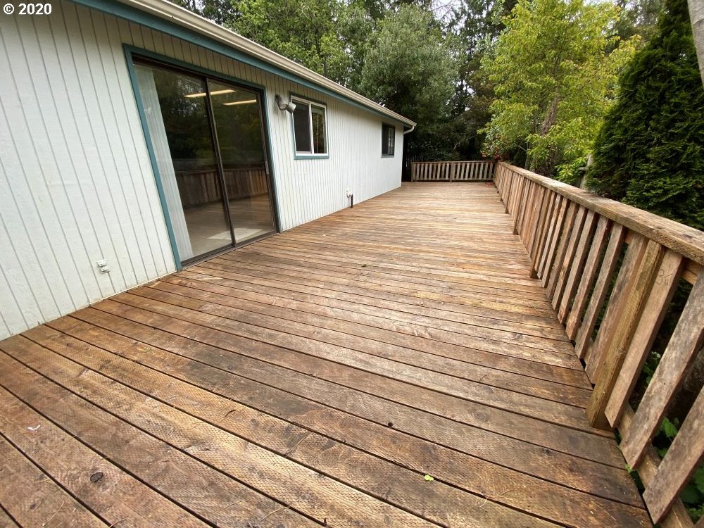 923 7th Street Florence, OR 97439 - Photo 16 of 22 Gallery Image 16