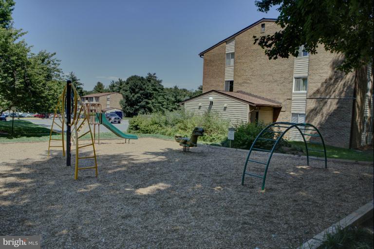 19317 Club House Road, Unit 103 Montgomery Village, MD 20886 - Photo 10 of 17 Community