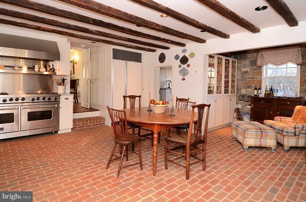 1727 Western Run Road Cockeysville, MD 21030 - Photo 1 of 30 Large beamed ceiling eat-in kitchen