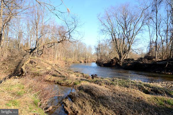 1727 Western Run Road Cockeysville, MD 21030 - Photo 22 of 30 Western Run River