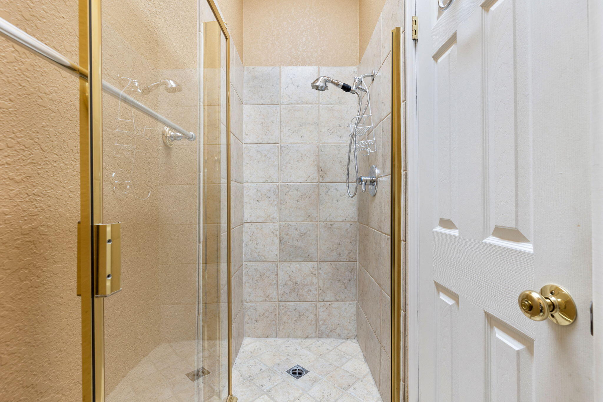 48755 Southview Place Indio, CA 92201 - Photo 41 of 55 a bathroom with a shower