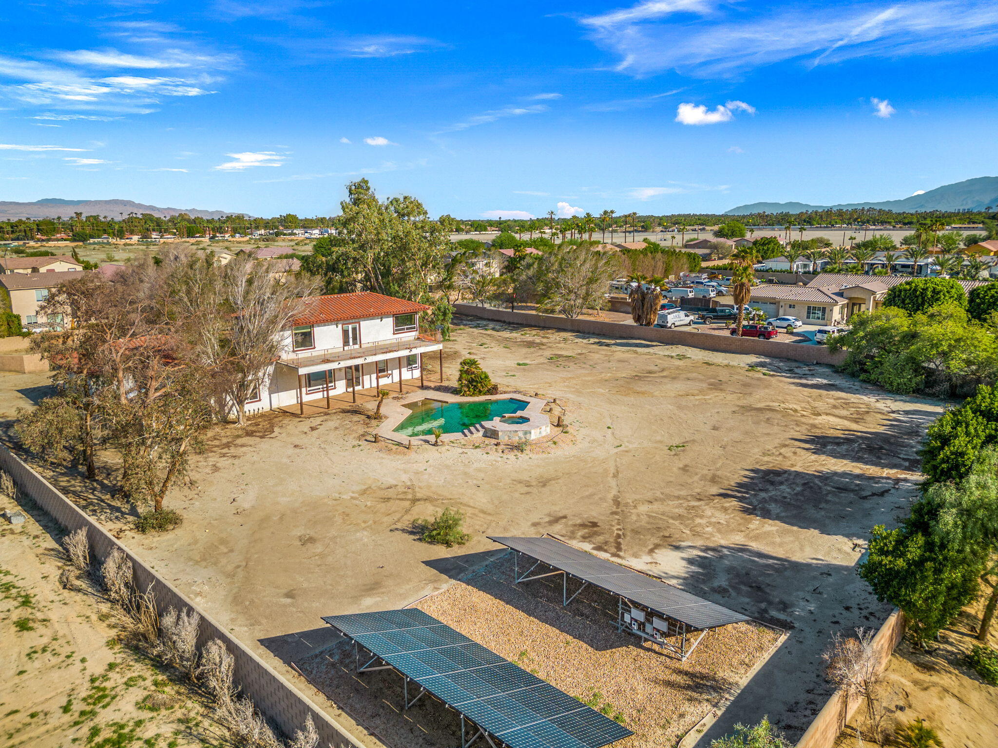 48755 Southview Place Indio, CA 92201 - Photo 8 of 55 a view of a city