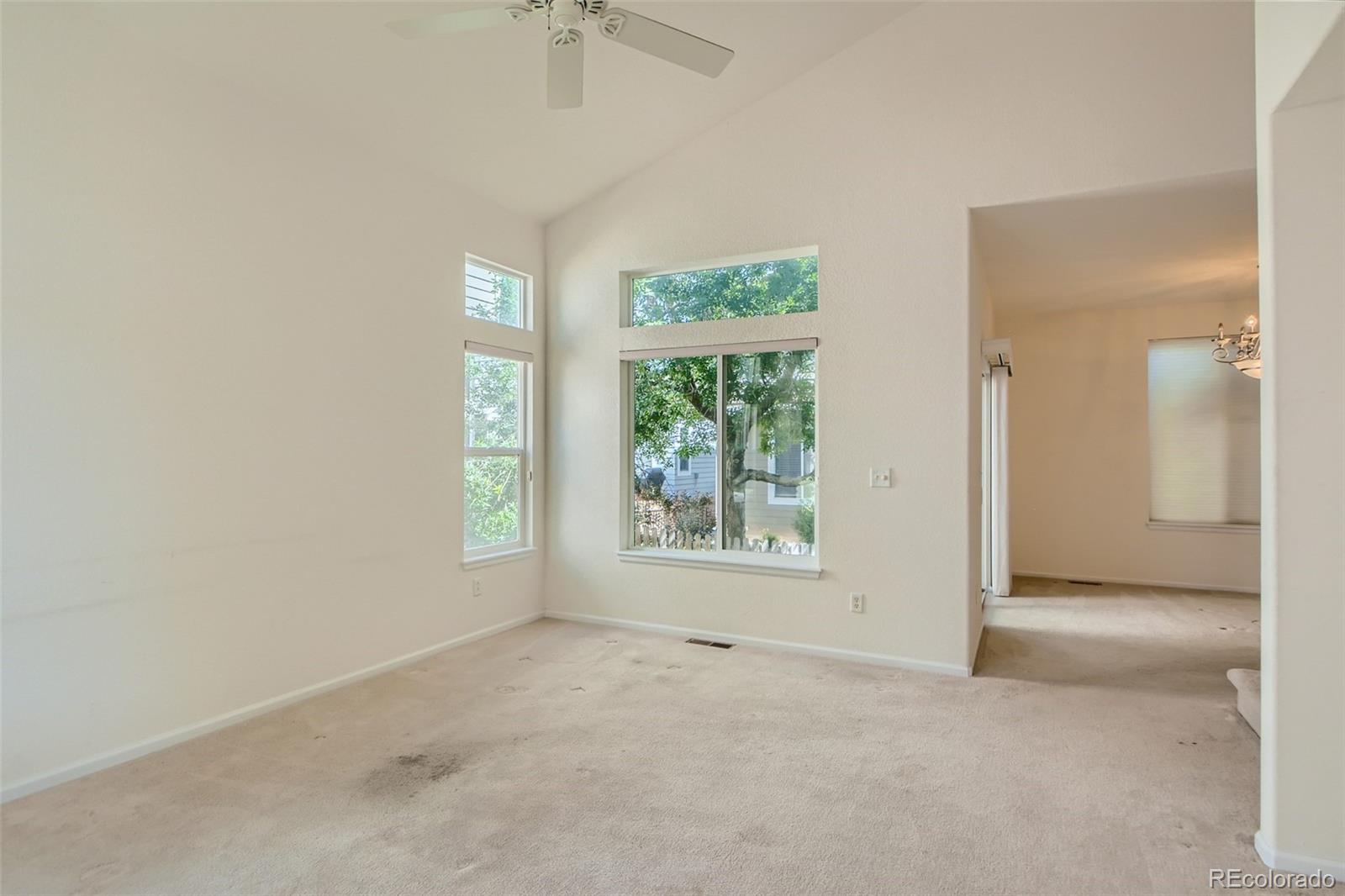 10681 Cherrybrook Circle Highlands Ranch, CO 80126 - Photo 5 of 27