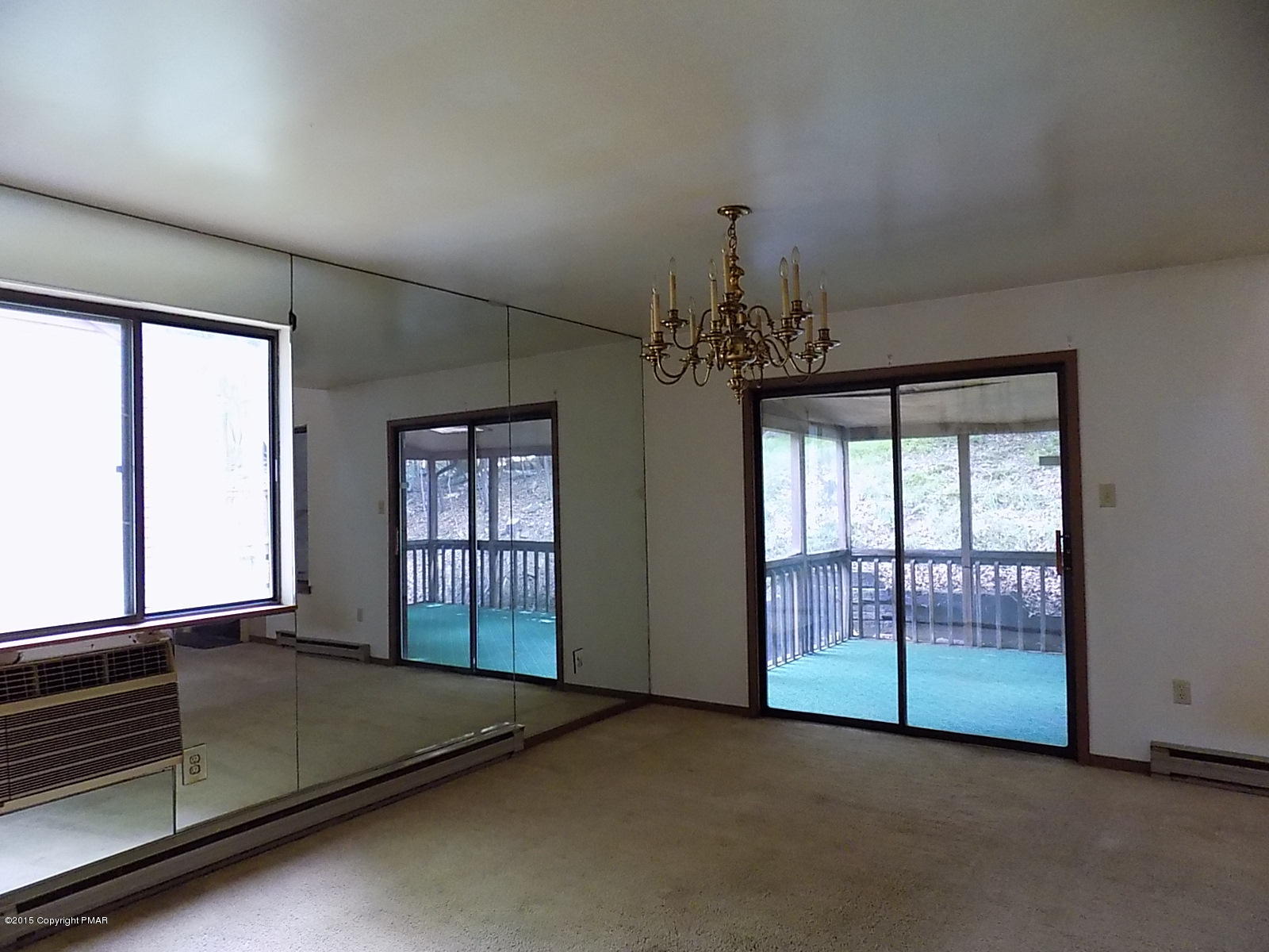 233 Sedburgh Court Bushkill, PA 18324 - Photo 3 of 15 DSCN2308