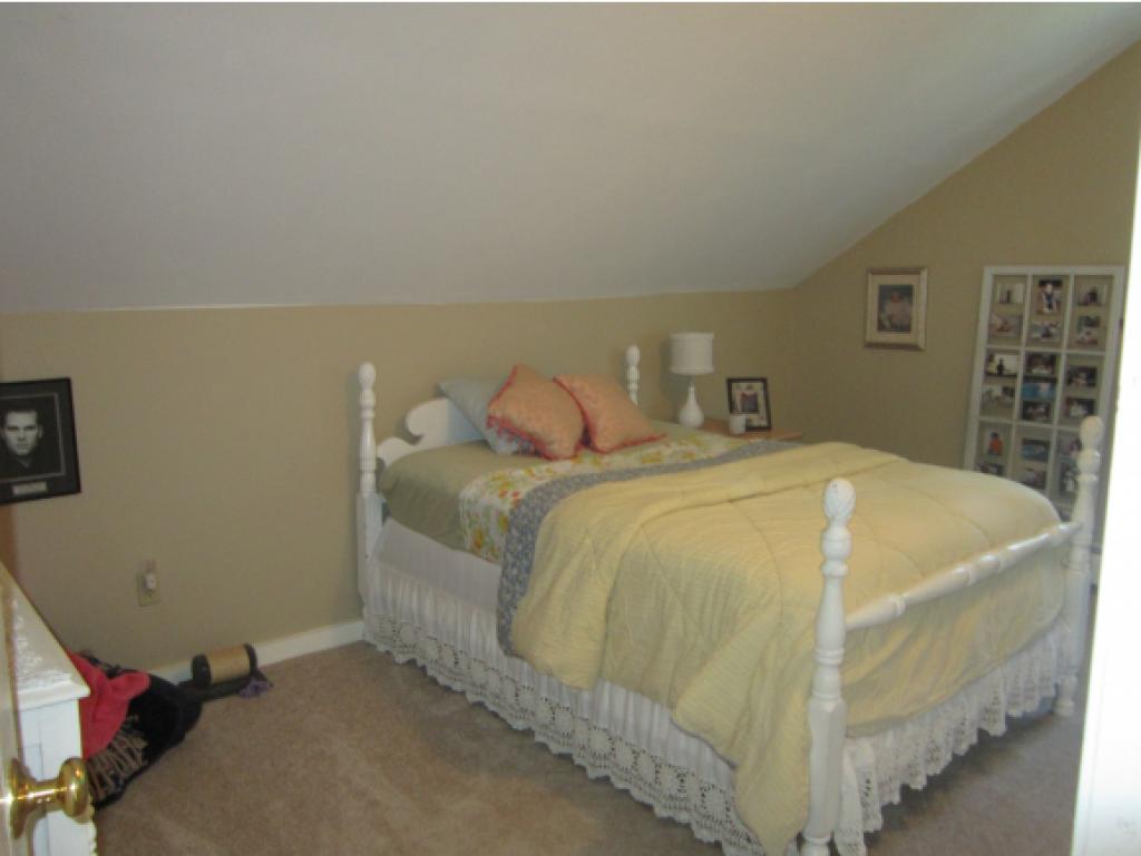 47 Garney Road Brookfield, NH 03872 - Photo 17 of 26