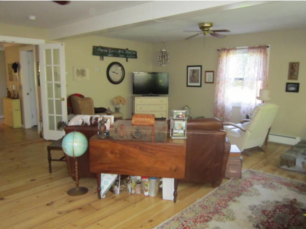 47 Garney Road Brookfield, NH 03872 - Photo 4 of 26