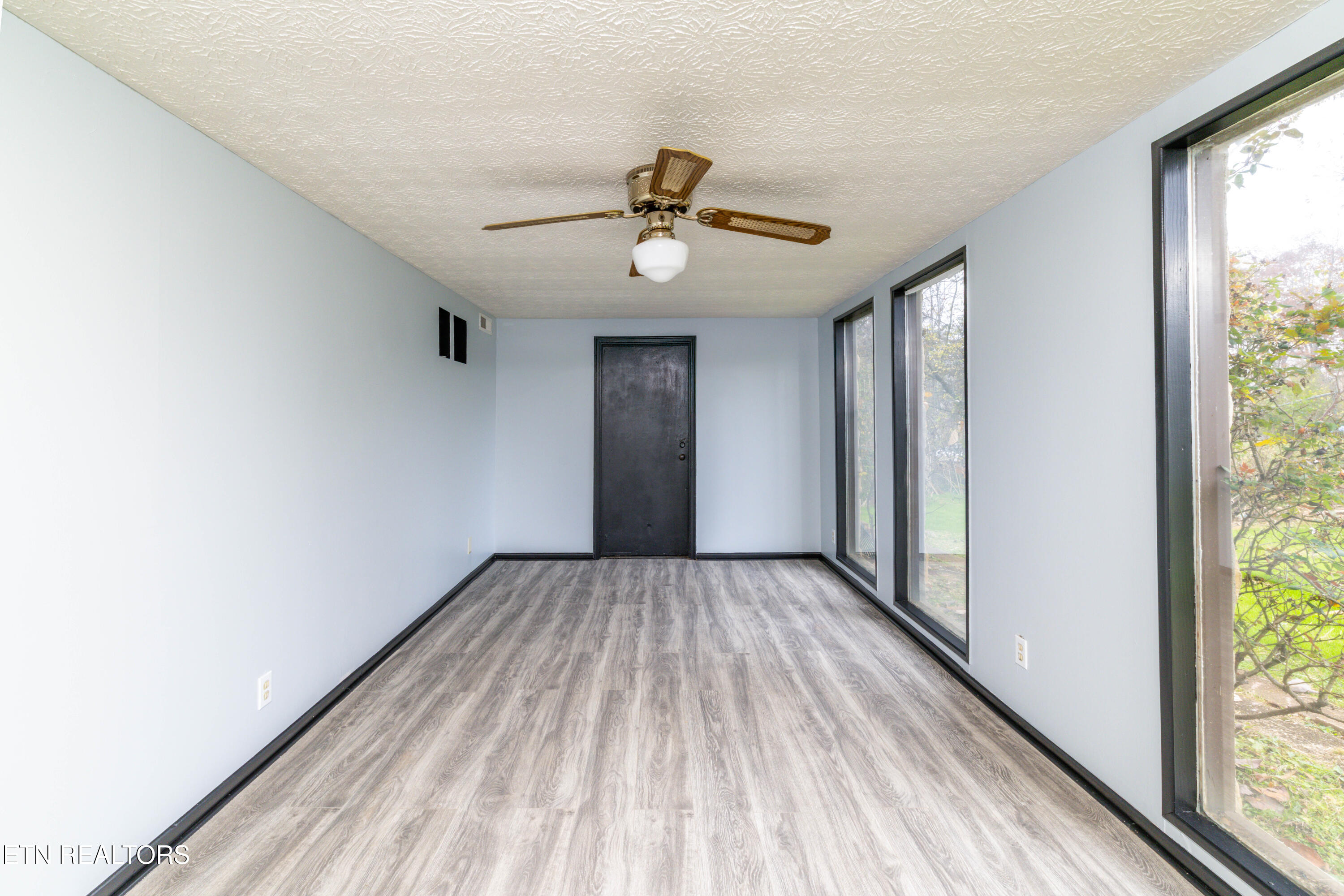 4520 Nicholas Road Northwest Knoxville, TN 37912 - Photo 12 of 27 755A0880-Edit