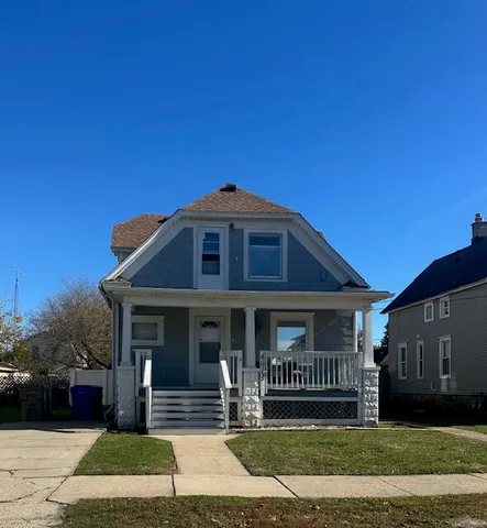 $1,450 | 4613 21st Avenue, Unit UPPR, Kenosha, WI 53140